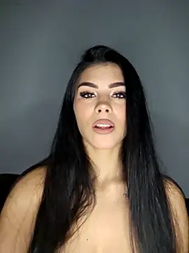 Crissdesire online show from May 2026 06:55:02 PM