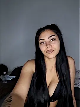 Crissdesire online show from March 2026 09:13:02 PM