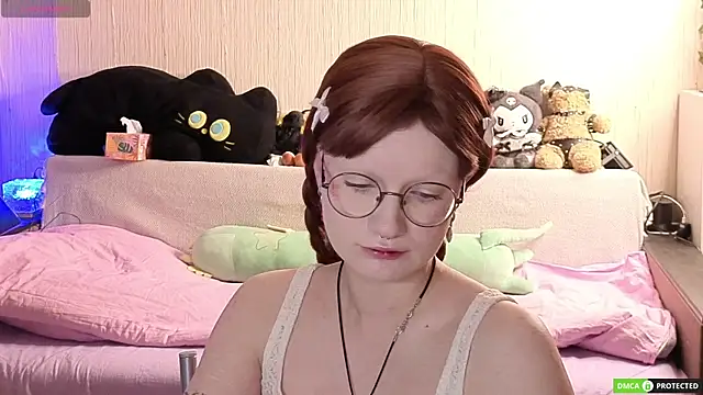 JulietFisher online show from May 2026 04:17:01 AM