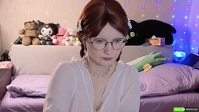 JulietFisher online show from May 2026 03:42:02 AM