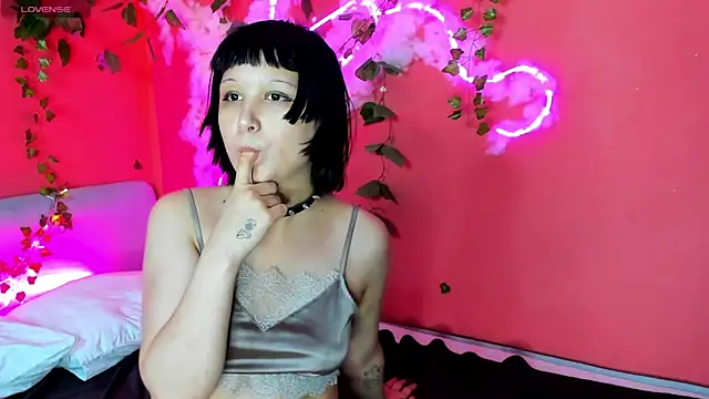 Amelia goth online show from April 2026 09:39:33 PM