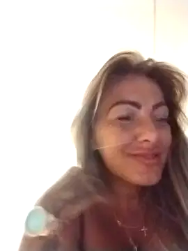 Exotic ParisX online show from April 2026 11:22:01 PM