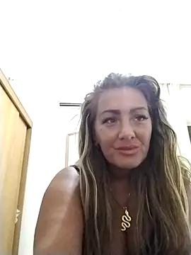Exotic ParisX online show from May 2026 08:47:02 PM