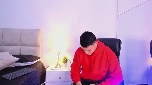 Chriss Diamond online show from May 2026 08:26:01 PM