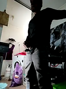 colombianoenchile online show from April 2026 02:40:02 PM