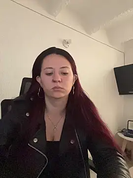 vitoria bell online show from April 2026 04:45:01 PM