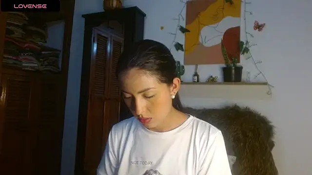 ivanna dl online show from May 2026 01:04:01 AM