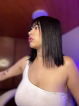 Violetaa pink18 online show from April 2026 01:59:02 PM