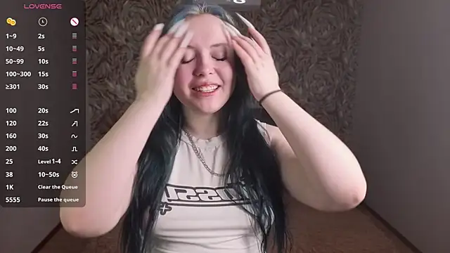 Snapshot of Dory_shu chatting on April 2026 02:02:01 AM Dory shu online show from April 2026 02:02:01 AM