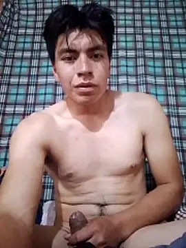 patricio025 online show from April 2026 08:40:02 PM