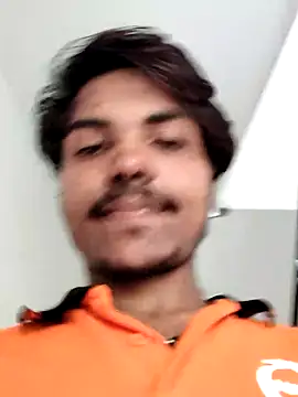 Snapshot of luck00y chatting on May 2026 04:31:01 AM luck00y online show from May 2026 04:31:01 AM