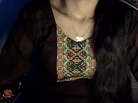 Shinny  online show from April 2026 05:59:01 PM