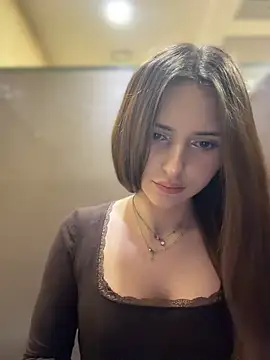 AnitaFly online show from July 2026 10:14:01 AM