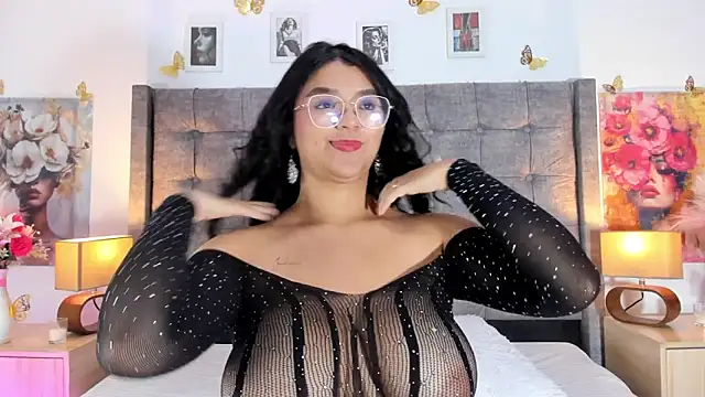SamantaAristizabal2 online show from May 2026 11:08:01 AM