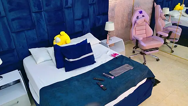 Ivana Kitty online show from April 2026 07:40:02 PM