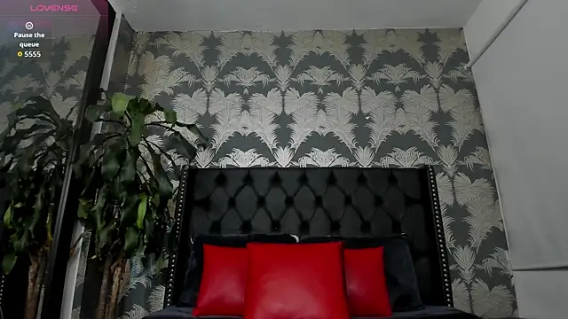 Pamela di angelo online show from April 2026 10:29:02 PM