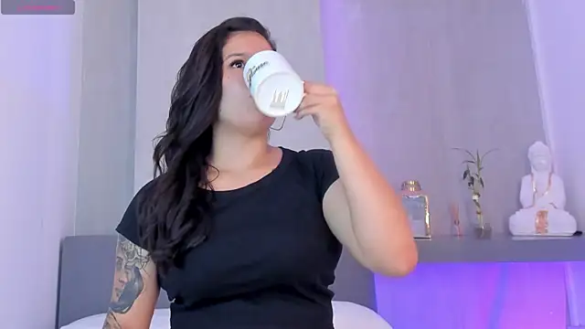 Snapshot of aurarosse_ chatting on March 2026 11:55:02 AM aurarosse online show from March 2026 11:55:02 AM