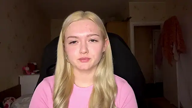 Sophia Blonde online show from April 2026 01:46:02 AM