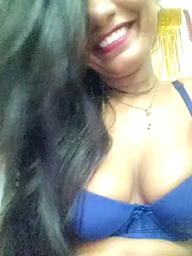 Snapshot of khushi_ji00 chatting on June 2026 05:56:01 PM khushi ji00 online show from June 2026 05:56:01 PM