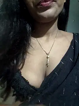 Snapshot of khushi_ji00 chatting on May 2026 07:11:02 PM khushi ji00 online show from May 2026 07:11:02 PM