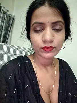 Snapshot of khushi_ji00 chatting on July 2026 09:33:01 PM khushi ji00 online show from July 2026 09:33:01 PM