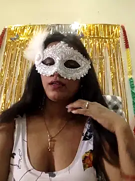 Snapshot of khushi_ji00 chatting on June 2026 10:38:01 AM khushi ji00 online show from June 2026 10:38:01 AM