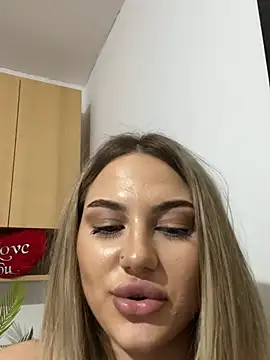 ScarlettMussee online show from April 2026 09:31:01 PM