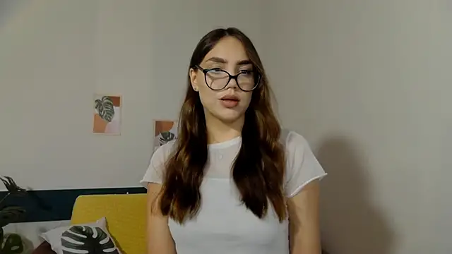 NebulaaHaven online show from April 2026 07:49:01 PM