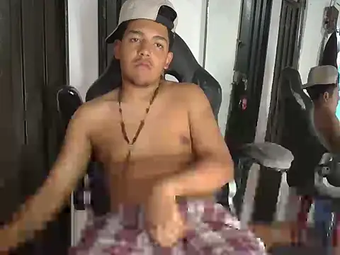 Snapshot of simonchacalxl chatting on March 2026 07:47:01 PM simonchacalxl online show from March 2026 07:47:01 PM