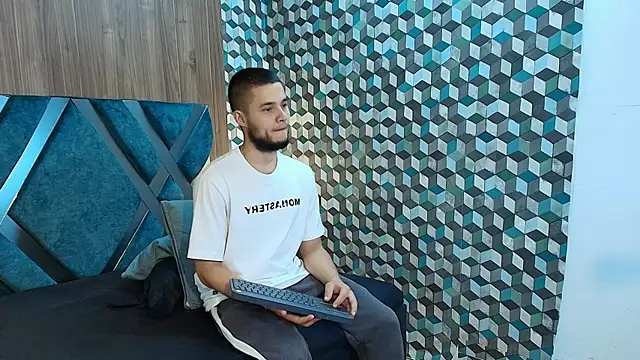 Snapshot of Joaho_Fernandez chatting on July 2026 09:28:02 PM Joaho Fernandez online show from July 2026 09:28:02 PM