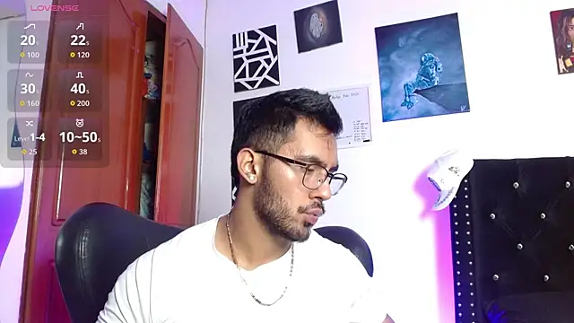 romanpearce  online show from May 2026 01:58:01 AM