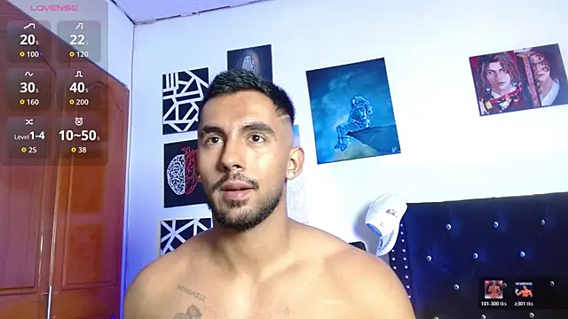 Snapshot of romanpearce_ chatting on June 2026 08:36:01 PM romanpearce online show from June 2026 08:36:01 PM