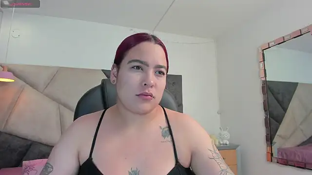 AfroditaVega  online show from April 2026 06:04:02 PM