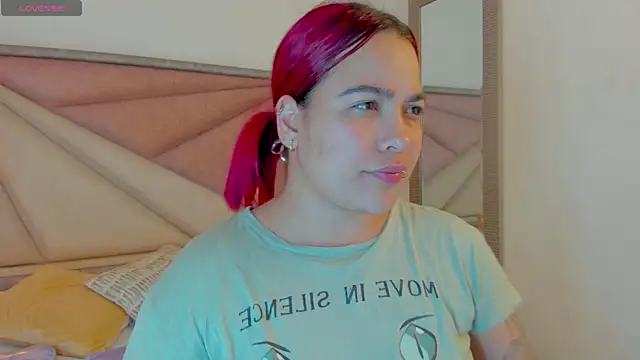AfroditaVega  online show from May 2026 06:05:02 PM