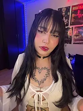 Snapshot of Hinataaa_ chatting on May 2026 04:34:02 AM Hinataaa online show from May 2026 04:34:02 AM
