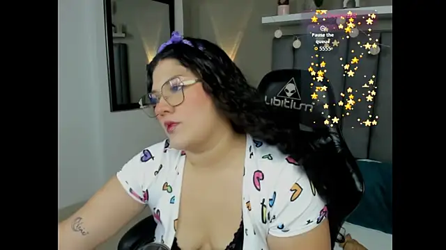 madison abril online show from April 2026 02:51:01 AM