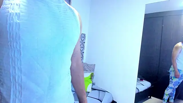 Snapshot of Benjamin_lich chatting on April 2026 03:11:02 AM Benjamin lich online show from April 2026 03:11:02 AM