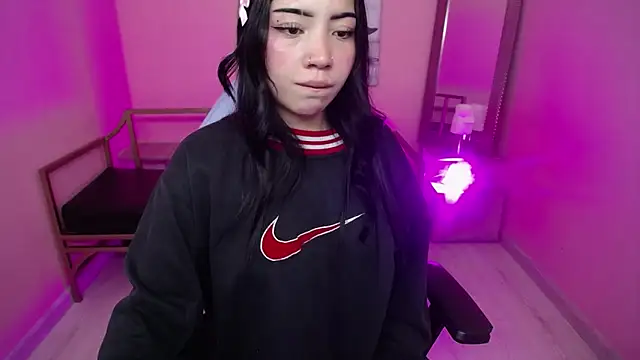 Soffi x x  online show from April 2026 03:25:02 AM