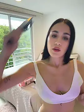 SerenaFox  online show from May 2026 07:50:02 PM