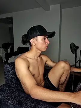 Stiven yb online show from March 2026 01:26:02 AM