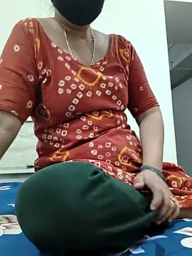 HeartlessGirl online show from March 2026 02:18:01 PM