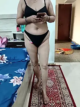 HeartlessGirl online show from April 2026 09:44:01 AM