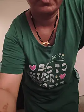 HeartlessGirl online show from June 2026 06:18:02 AM