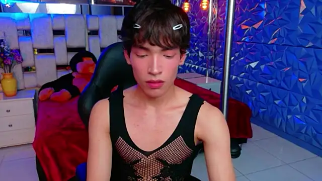 IsaacNovaa online show from March 2026 08:00:02 PM