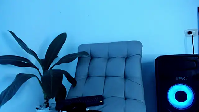 DakotaStills  online show from March 2026 02:18:01 PM