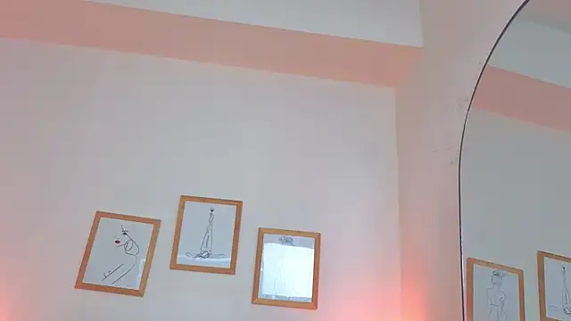 Snapshot of CharlotteCopper_ chatting on April 2026 11:14:02 AM CharlotteCopper online show from April 2026 11:14:02 AM