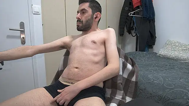 chris anag96 online show from April 2026 09:50:01 PM