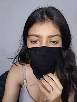 Prihu143 online show from June 2026 04:34:01 PM