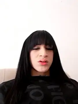 karla lovera online show from April 2026 08:15:01 PM