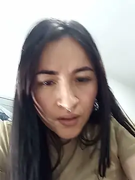 Snapshot of kimberly_peter chatting on June 2026 08:14:01 PM kimberly peter online show from June 2026 08:14:01 PM